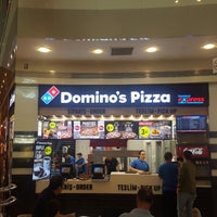 Photo taken at Domino&amp;#39;s Pizza by Borzooyeh B. on 6/6/2018