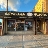รูปภาพถ่ายที่ Garifuna Flava - A Taste of Belize โดย Alonda S. เมื่อ 9/28/2022