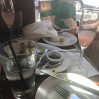 2/24/2018にSonia G.がThe Hangout Restaurant &amp;amp; Beach Barで撮った写真