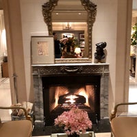 Das Foto wurde bei The Lowell Hotel von Mindy K. am 11/2/2018 aufgenommen