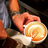 1/7/2015 tarihinde Max M.ziyaretçi tarafından Zibetto Espresso Bar'de çekilen fotoğraf