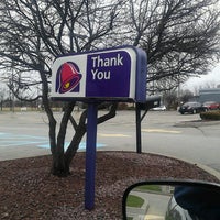 Photo taken at Taco Bell by John A. on 11/24/2012