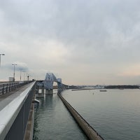 Photo taken at 東京ゲートブリッジ 展望テラス by トレイヤ （. on 2/20/2020
