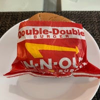 Photo taken at In-N-Out Burger by やぎさん on 12/31/2022