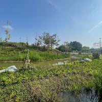 Photo taken at Queen Sirikit Park by Scott🇭🇰🇨🇳🇹🇭🇨🇦 on 2/17/2024