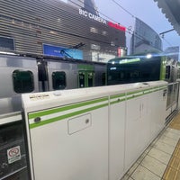 Photo taken at JR Yūrakuchō Station by Scott🇭🇰🇨🇳🇹🇭🇨🇦 on 4/9/2024