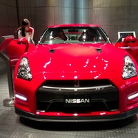 Photo taken at NISSAN GALLERY GINZA by Scott🇭🇰🇨🇳🇹🇭🇨🇦 on 5/11/2013