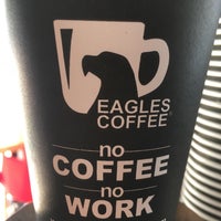 Foto tomada en Eagle&#39;s Coffee  por Kartal el 8/9/2017