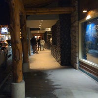 3/4/2022 tarihinde Justin S.ziyaretçi tarafından Local Restaurant &amp;amp; Bar'de çekilen fotoğraf