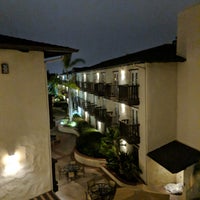 Das Foto wurde bei Fairfield Inn &amp;amp; Suites by Marriott San Diego Old Town von Justin S. am 11/7/2018 aufgenommen