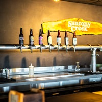 Das Foto wurde bei Saucony Creek Brewing Company + Gastropub von Saucony Creek Brewing Company + Gastropub am 10/12/2018 aufgenommen