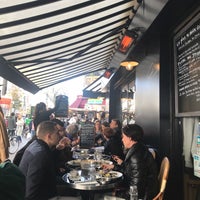 Foto scattata a Paris Pêche - Le Sea Bar da kk i. il 11/5/2017