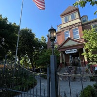Photo taken at The Roosevelt Inn by Elsie T. on 7/28/2023