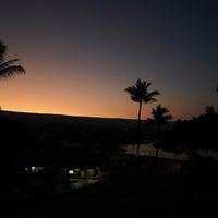 Photo taken at Hawaii by Norton R. on 9/15/2022