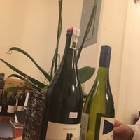 Foto tirada no(a) Wine on Piedmont por Omar Y. em 6/23/2018