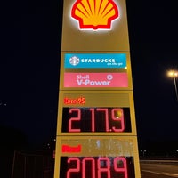 Das Foto wurde bei Shell von Zhiwen Y. am 8/26/2022 aufgenommen