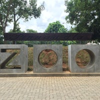 Photo taken at Pinnawala Zoo by Sanjaya S. on 5/9/2015