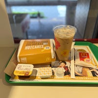 Photo taken at McDonald&amp;#39;s by Kata on 8/21/2022