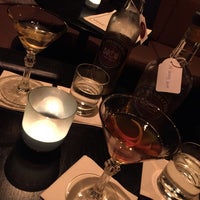 รูปภาพถ่ายที่ Bijou Cocktail Bar โดย Thomas D. เมื่อ 12/16/2016
