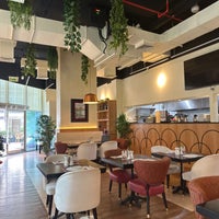 Foto scattata a Deniz Restaurant &amp;amp; Cafe da Айдар З. il 12/28/2022