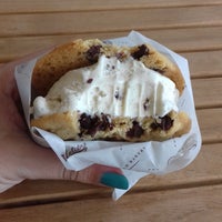 Foto tirada no(a) Nolita Ice Cream Bakery por Sin Novedad em 9/18/2016