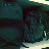 Review Nike Warehouse