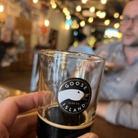 Photo taken at Goose Island Brewpub by Thomas V. on 9/18/2022