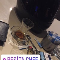 Снимок сделан в Resita Chef Cafe/Restaurant пользователем Halit Y. 1/26/2019
