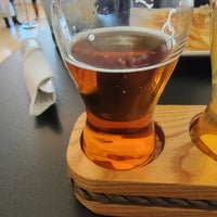 Photo taken at Boathouse Beer Co. &amp;amp; Boozery by Lee G. on 10/23/2021