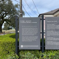 รูปภาพถ่ายที่ Oak Alley Plantation โดย Chadd T. เมื่อ 12/26/2023