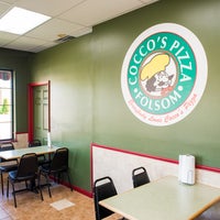 Das Foto wurde bei Cocco&amp;#39;s Pizza Folsom von Cocco&amp;#39;s Pizza Folsom am 6/8/2017 aufgenommen