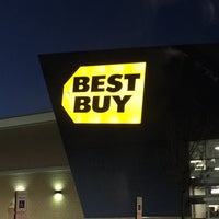Photo taken at Best Buy by Scooter M. on 2/5/2016