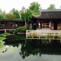Photo taken at Lan Su Chinese Garden by Louise on 7/26/2015