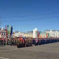 Foto tirada no(a) Площадь Революции por Anna V. em 5/9/2013