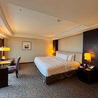 Photo taken at Shangri-La&amp;#39;s Far Eastern Plaza Hotel Tainan by KC K. on 5/29/2024