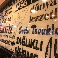 Photo taken at Tavuk Dünyası by Tubaa on 1/26/2018