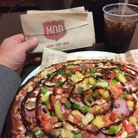 รูปภาพถ่ายที่ Mod Pizza โดย Jeff W. เมื่อ 1/14/2017