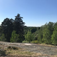 Photo taken at Herttoniemen viljelypalstat by Lale-mari on 5/21/2018