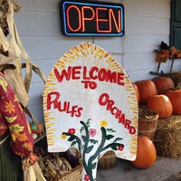 Photo taken at Rulfs Orchard by Sarah P. on 10/3/2013