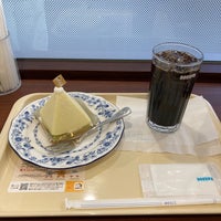 Photo taken at Doutor Coffee Shop by がく on 11/27/2021