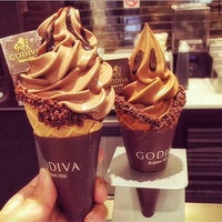Photo taken at Godiva by by.doktor on 4/13/2015