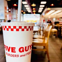Photo taken at Five Guys by Carl H. on 11/15/2023