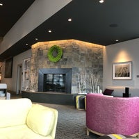 2/17/2018 tarihinde Ekaterina K.ziyaretçi tarafından Limelight Hotel'de çekilen fotoğraf