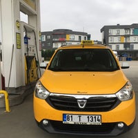 Photo taken at (Lukoil)Dinler Petrol by By Zek on 4/21/2020