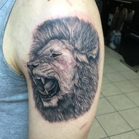 Foto diambil di ANGEL TATTOO PİERCİNG oleh Angel T. pada 5/16/2017