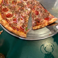 Foto tirada no(a) Za Pizza por Chad S. em 5/29/2023