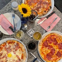 2/28/2021 tarihinde Khari S.ziyaretçi tarafından Spris Pizza'de çekilen fotoğraf