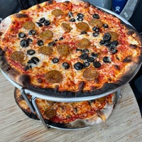 Foto tomada en Proto&amp;#39;s Pizza-Denver  por Khari S. el 11/1/2021