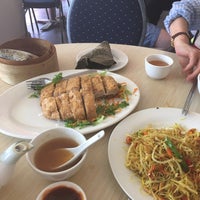 Photo taken at Carlingford Vegetarian Cuisine 鼎素樓 by JESSICA on 12/18/2017