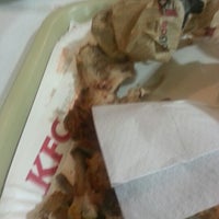 รูปภาพถ่ายที่ KFC โดย Sean O. เมื่อ 12/14/2012